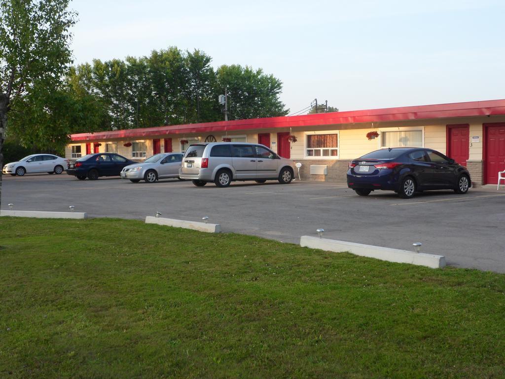 The Silver Birch Motel Goderich Eksteriør billede