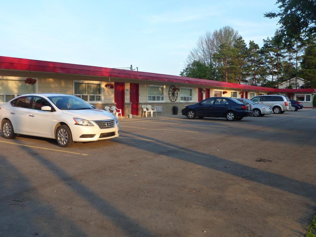 The Silver Birch Motel Goderich Eksteriør billede