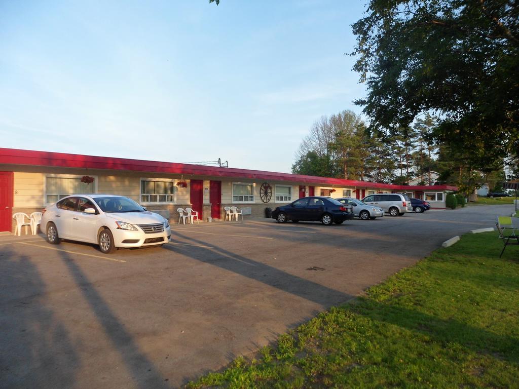 The Silver Birch Motel Goderich Eksteriør billede