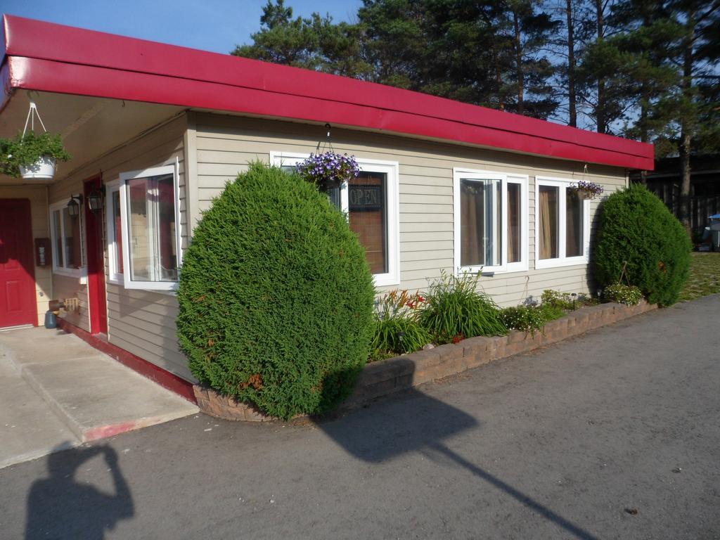 The Silver Birch Motel Goderich Eksteriør billede