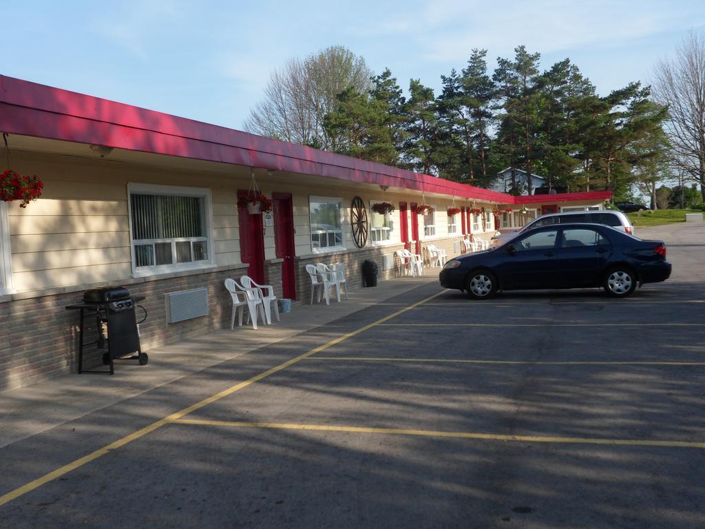 The Silver Birch Motel Goderich Eksteriør billede